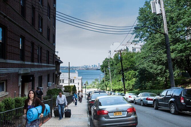 Staten Island Walking Tour and Slice of Pizza - The Sum Up
