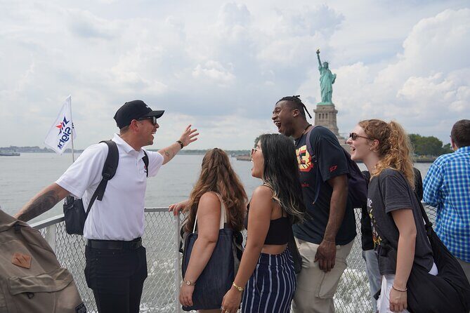 Statue of Liberty and Ellis Island Small Group Tour - Key Points