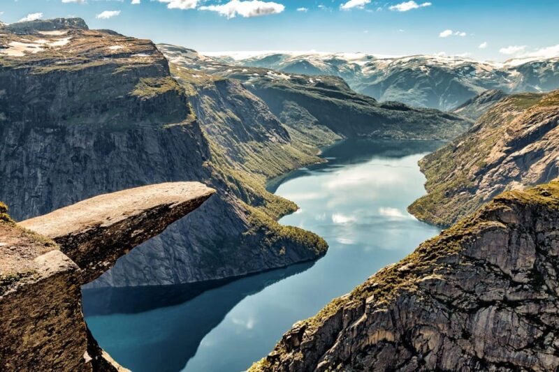 Stavanger: Guided Hike to Trolltunga - What to Bring and Consider