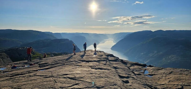 Stavanger: Hiking to world famous Pulpit Rock - An In-Depth Look at the Pulpit Rock Hike