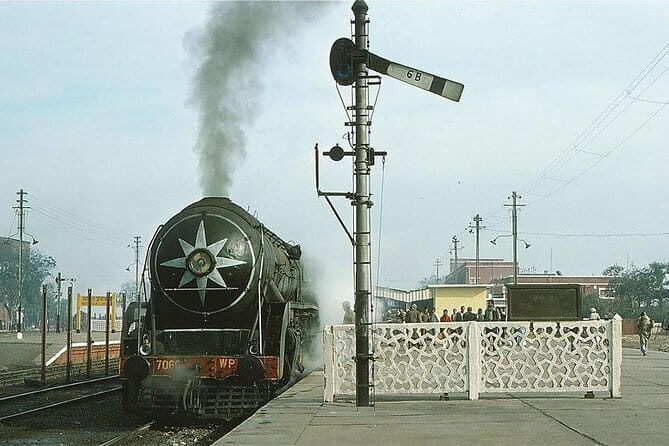 Steam Engines And Railway Museum In Rewari From Delhi - Key Points