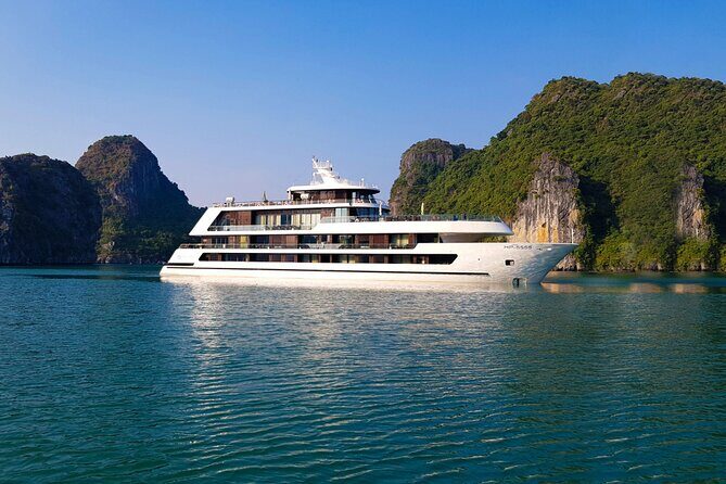 Stellar of the Seas Cruise Halong Bay 3Days 2Night on 5 Star Cruise - Day 1: Cruising and Relaxing in Lan Ha Bay
