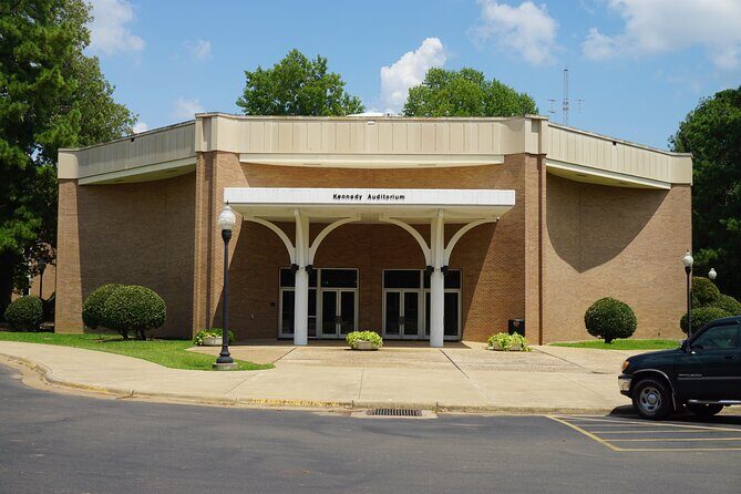 Stephen F Austin State University Scavenger Hunt and Escape Game - Exploring the Campus: What to Expect