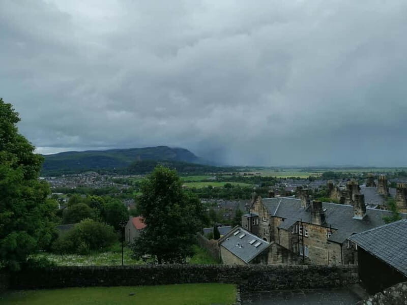 Stirling: Daily Guided Walking Tour (11am & 2pm) - Practical Info and Tips for Travelers