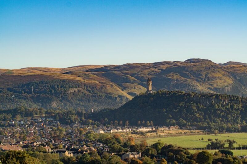 Stirling: Historical Walking Tour in Spanish - A Deep Dive into Stirlings Historic Heart