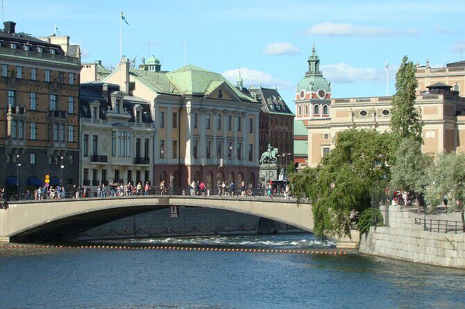 Stockholm- A Beauty On The Water: Old Town Walking Tour and Boat Trip Combined - Practical Details & Tips