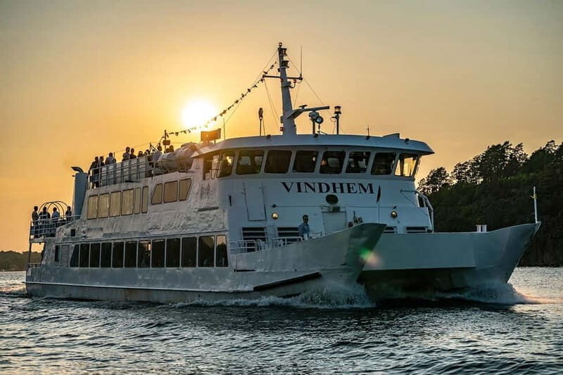 Stockholm: All-You-Can-Eat Shrimp/Tacos Cruise & Live Music - Key Points