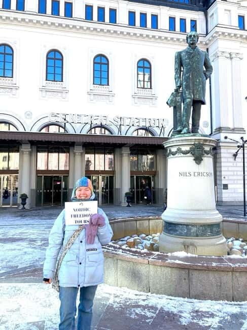 Stockholm: Modern City Walking Tour with Local Guide - Key Points
