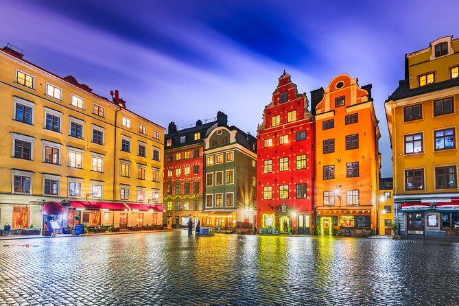 Stockholm Old Town Gamla Stan, Historic Walking Tour, Small group - Exploring Key Stops with Rich Stories
