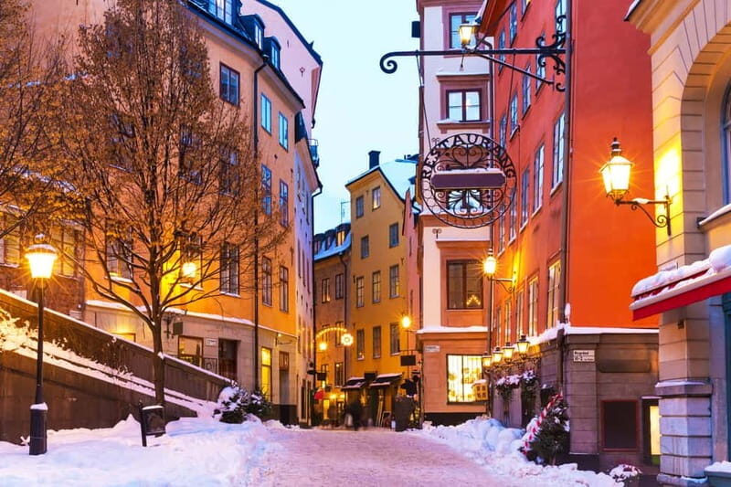 Stockholm: Old Town Historical Walking Tour - Key Points