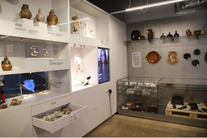 Stockholm: Vasa Museum, Vrak & Canal Live Guided Boat Tour - What This Tour Offers: A Complete Overview