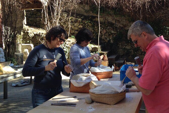 Stone Carving in Cercedilla/Madrid - A Closer Look at the Experience
