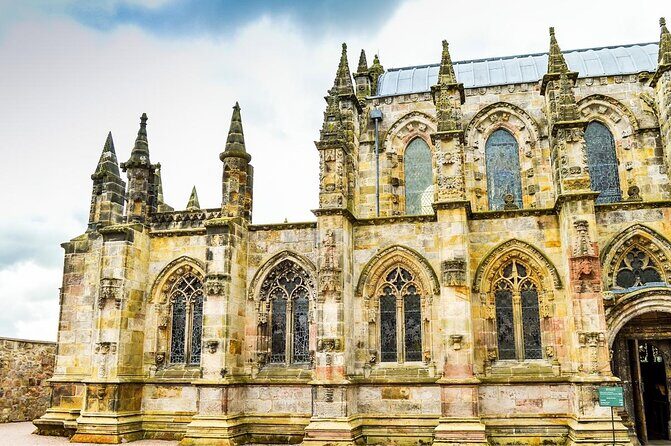 Stone & Story: Rosslyn Chapel & Melrose Abbey Private Day Trip - An In-Depth Look at the Itinerary