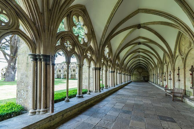 Stonehenge and Salisbury Cathedral Private Tour from Southampton - The Sum Up