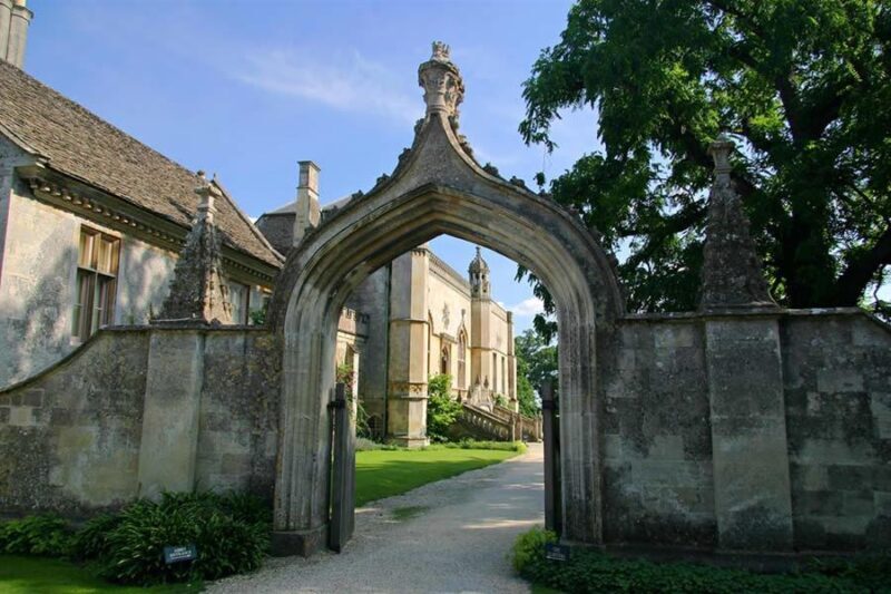 Stonehenge Private Sunset Tour with Lacock and Bath - Dining and Additional Info
