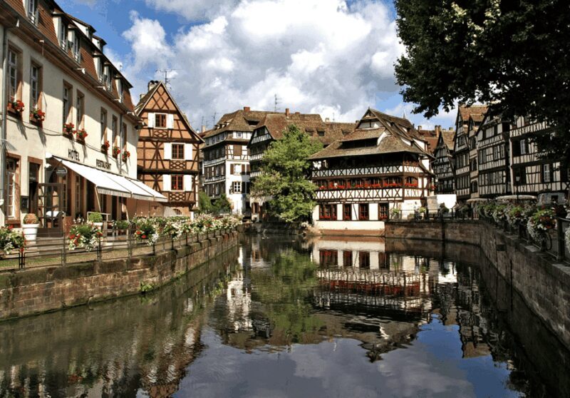 Strasbourg: Bike rental for 1 day - A Practical Guide to Your Strasbourg Bike Day