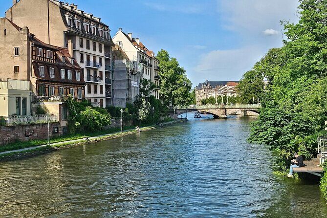 Strasbourg Historic Center Walking Tour With A Guide - Key Points