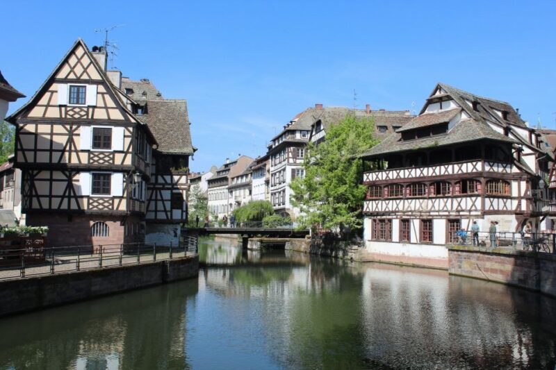 Strasbourg: Walking Tour with Local Guide - Key Points