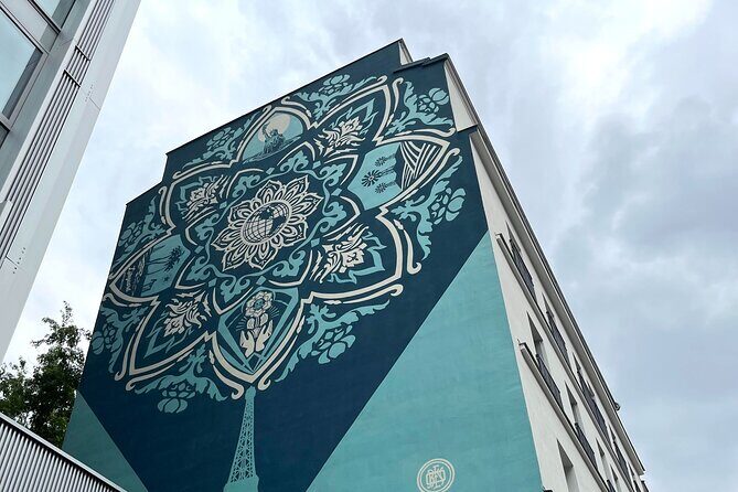 Street Art tour of the most beautiful frescoes in Paris! - Key Points