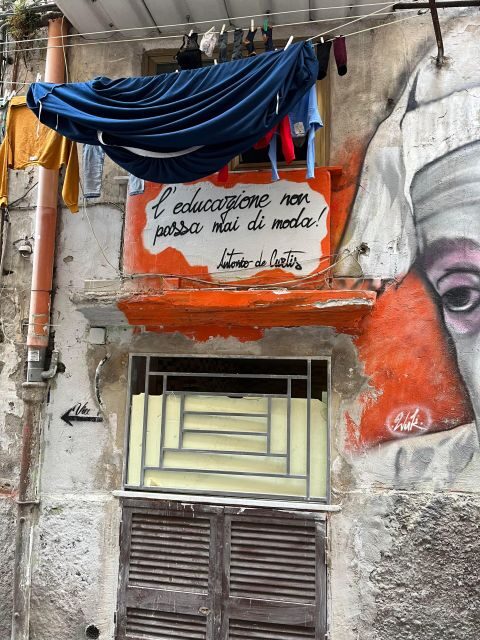 Street art tour of the Spanish Quarters & Maradona idol - A Closer Look at the Tour Itinerary