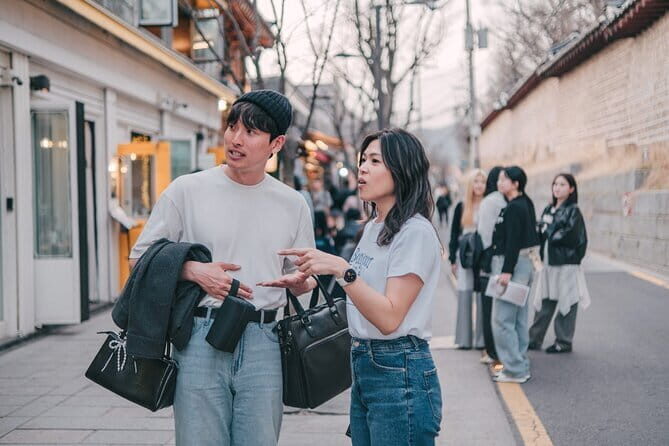 Street photoshoot and Seoul Hidden gem History Walking Tour - Street Photoshoot and Seoul Hidden Gem History Walking Tour: An In-Depth Review