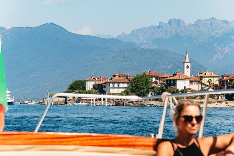 Stresa: 3 Borromean Islands Hop-On Hop-Off Boat Tour - Key Points
