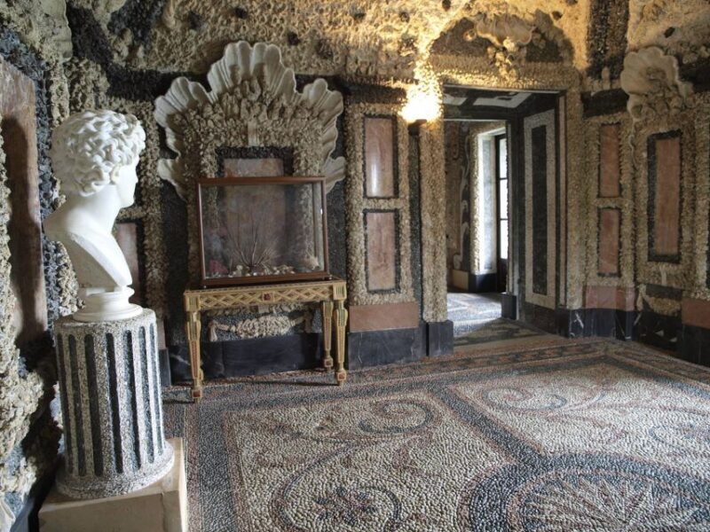 Stresa: Isola Bella Hop-on Hop-off Boat Tour - Exploring Isola Bella and Beyond