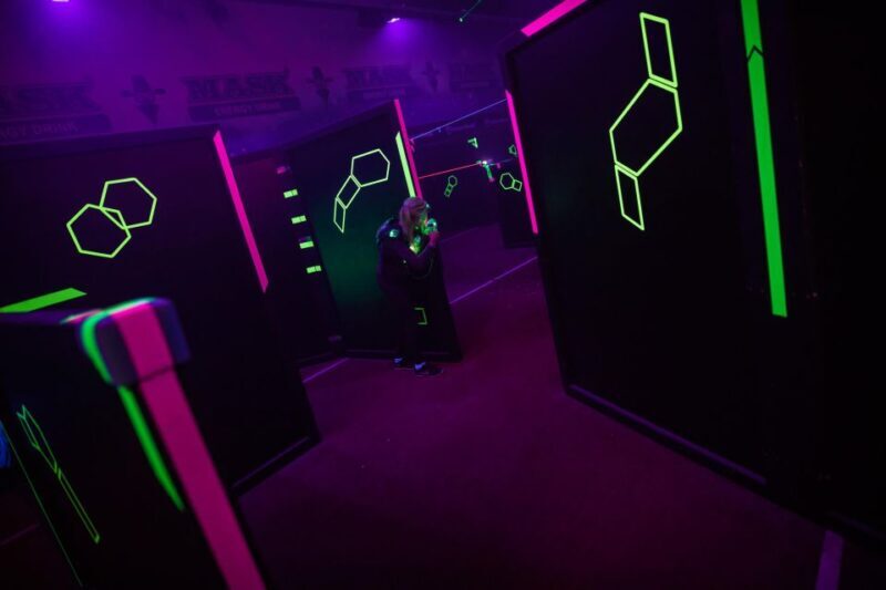 Stuttgart: Indoor Lasertag Experience - Key Points