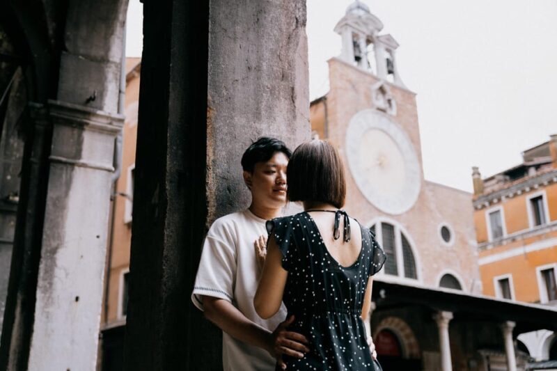 Stylish Photoshoots in Venice - Practical Details and Considerations