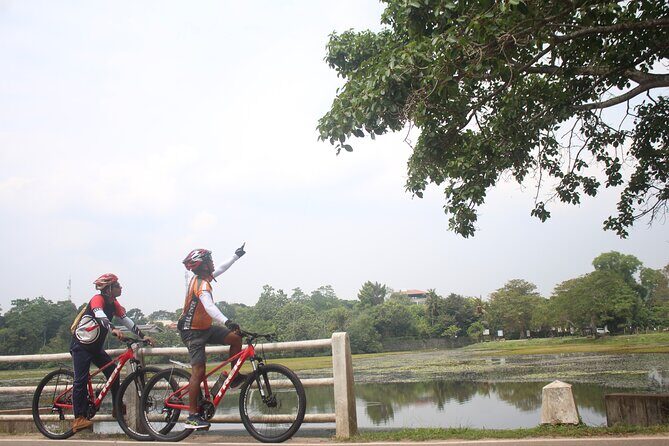 Suburbia cycling adventure surrounding wetlands and temples  Colombo Outskirts - Practical Tips for Participants