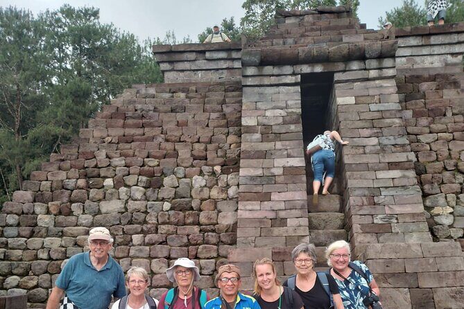 Sukuh and Cetho Temple Tour from Yogyakarta - Guides and Reviews: What Travelers Say