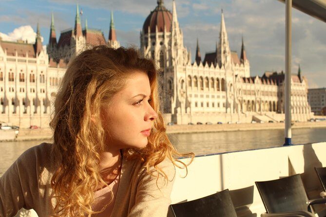 Summer Daytime Cruise on the Danube with Drink Options - What Makes This Cruise Stand Out