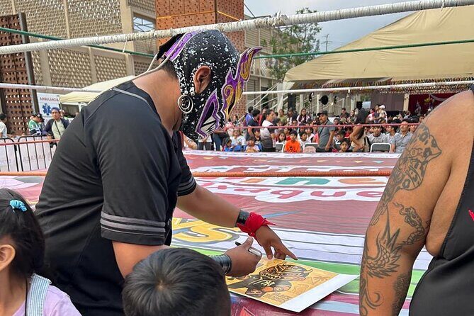 Sunday afternoon, Mexican wrestling in Oaxaca - Starting Point and Location