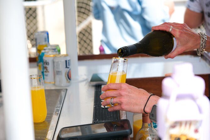 Sunday Mimosa Bar Catamaran Sail with Mini Brunch Bites - An In-Depth Look at the Catamaran Experience