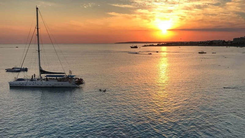 Sunny Beach: Sunset Catamaran Cruise with Dinner & Prosecco - FAQ