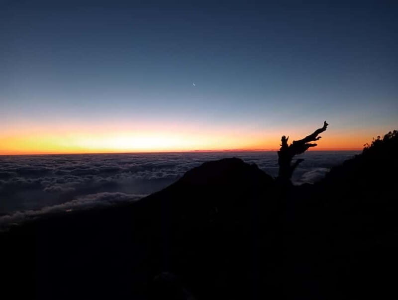Sunrise at Pico Ruivo - Key Points