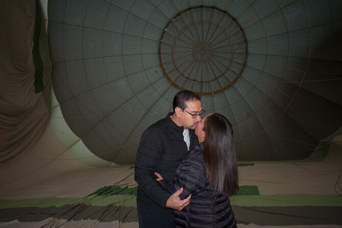 Sunrise Balloon Flight over Teotihuacan and Breakfast in Cueva - FAQ