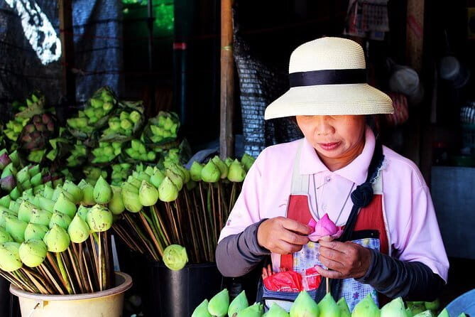 Sunrise blessing walk towards famous temple with fruit and flower donation - Exploring the Itinerary in Detail