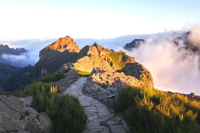 Sunrise Guided Hike PR1 Pico do Areeiro Pico Ruivo small group - Frequently Asked Questions