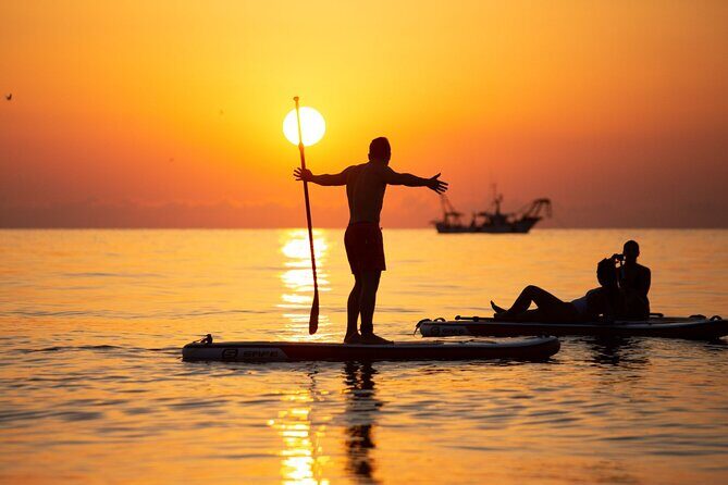 Sunrise in a Stand-up Paddle with Breakfast on board - FAQs