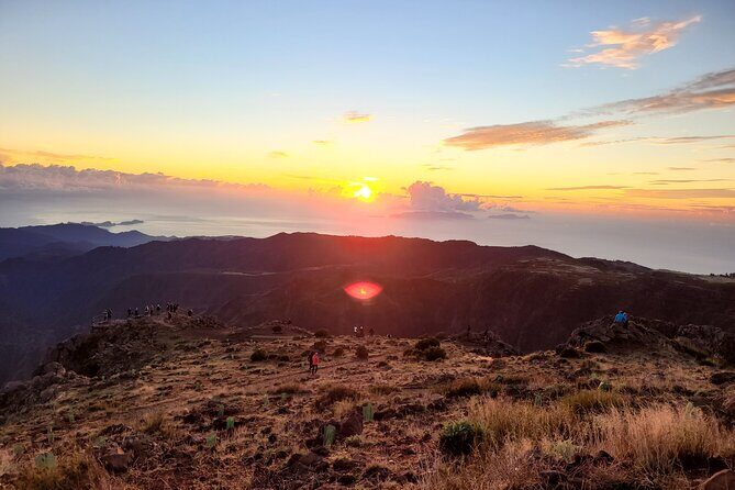 Sunrise in Areeiro Peak - The Experience: What to Expect on This Madeira Sunrise Tour