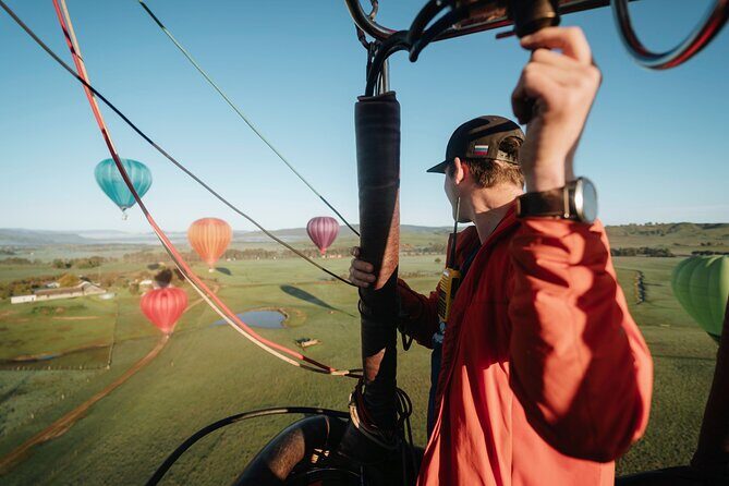 Sunrise Mansfield Hot Air Balloon Flight with GoPro Photo - FAQs