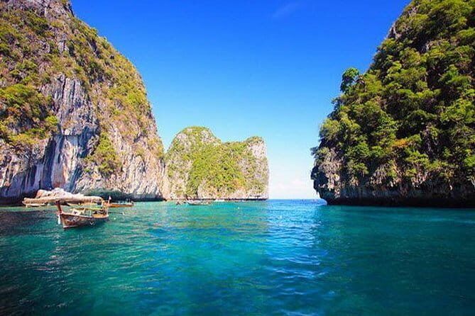 Sunrise Premium Tour to Phi Phi Island by Speed Boat - The Experience: A Deep Dive into the Tour