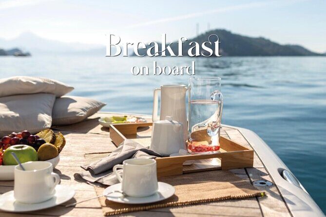 Sunrise Private Boat Tour from Positano, Praiano, Amalfi - The Experience in Detail