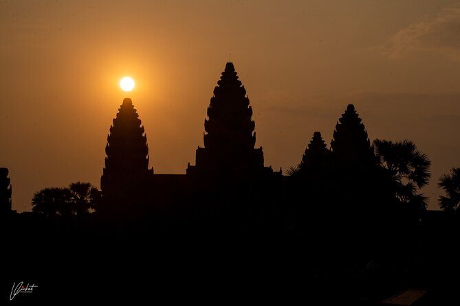 Sunrise Small Group Tour in Siem Reap - Detailed Review of the Tour