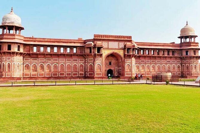 Sunrise Tour of Taj Mahal with Guide and Entrance Fees - Whats Included and Whats Not