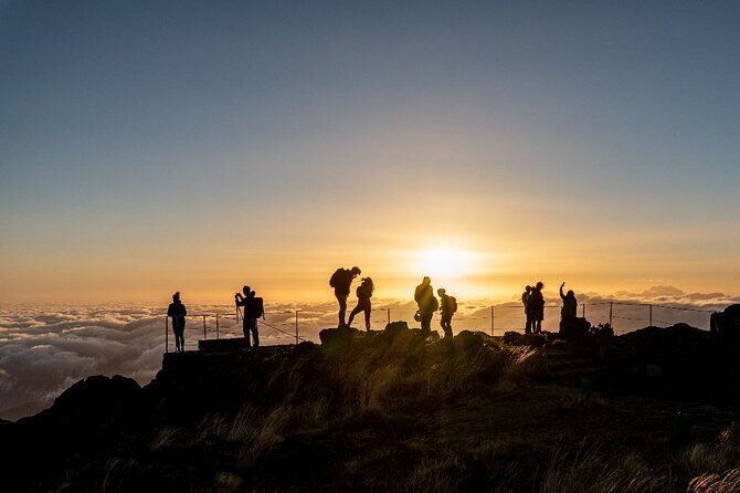 Sunrise Transfer To Pico Do Arieiro, Hike To Pico Ruivo & Return From Teixeira - An In-Depth Look at the Tour Experience