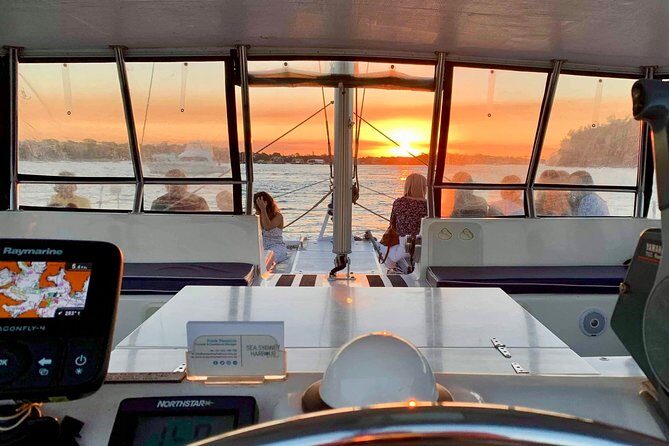 Sunset and Sparkle Sydney Harbour Cruise - Key Points