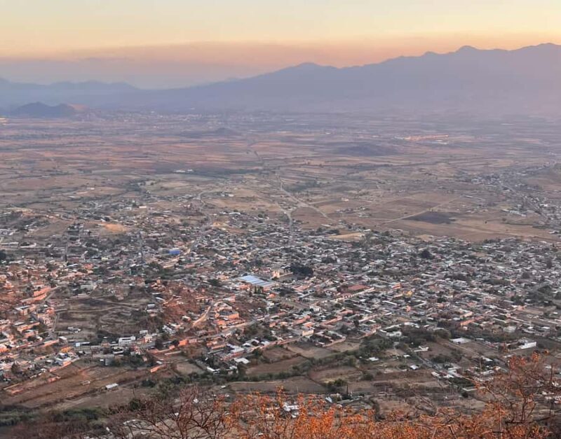 Sunset at El Picacho Teotitlán del Valle  Hike and panoramic views - Key Points
