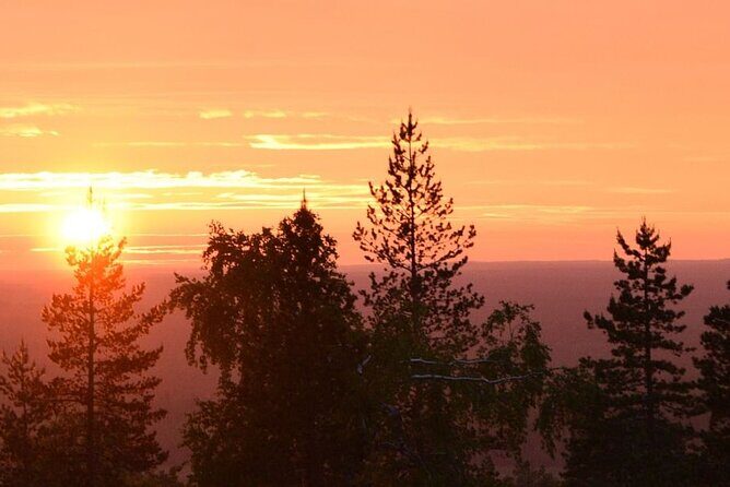 Sunset at the Arctic Circle - An In-Depth Look at the Sunset at the Arctic Circle Tour